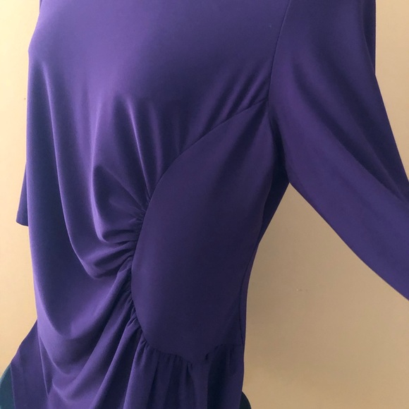 Beautiful purple top - Picture 3 of 6